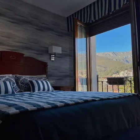 Hotel Rural El Torrejon 2*